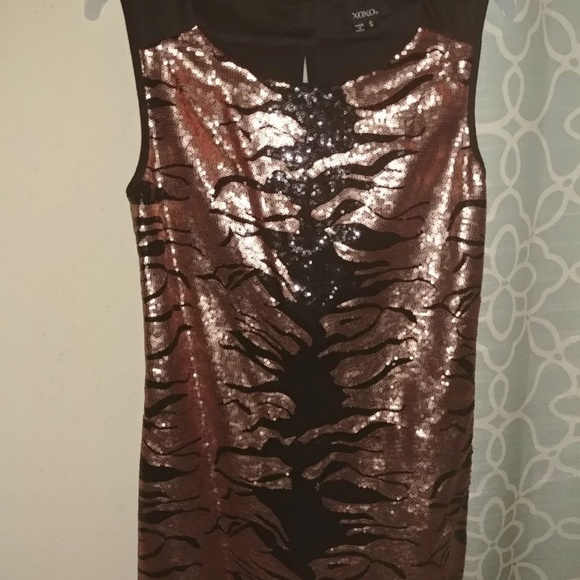 XOXO Small sequin dress - Picture 1 of 2